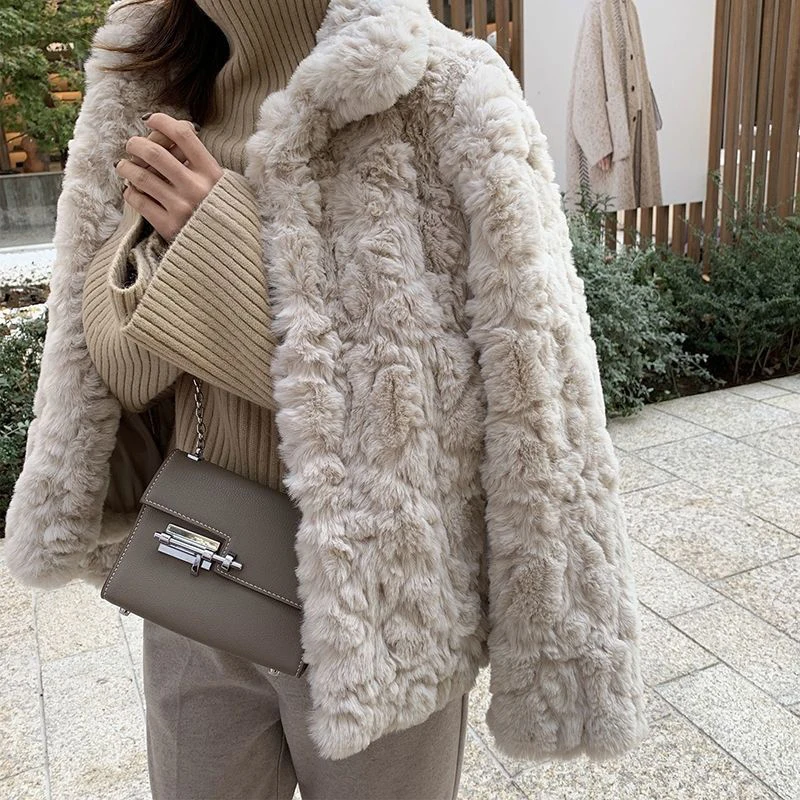 Rimocy 2023 Korean Fashion Lamb Wool Coats Women Streetwear Turn Down Collar Faux Fur Jackets Female Solid Thick Warm Plush Coat
Rimocy 2023 Korean Fashion Lamb Wool Coats Women Streetwear Turn Down Collar Faux Fur Jackets Female Solid Thick Warm Plush Coat