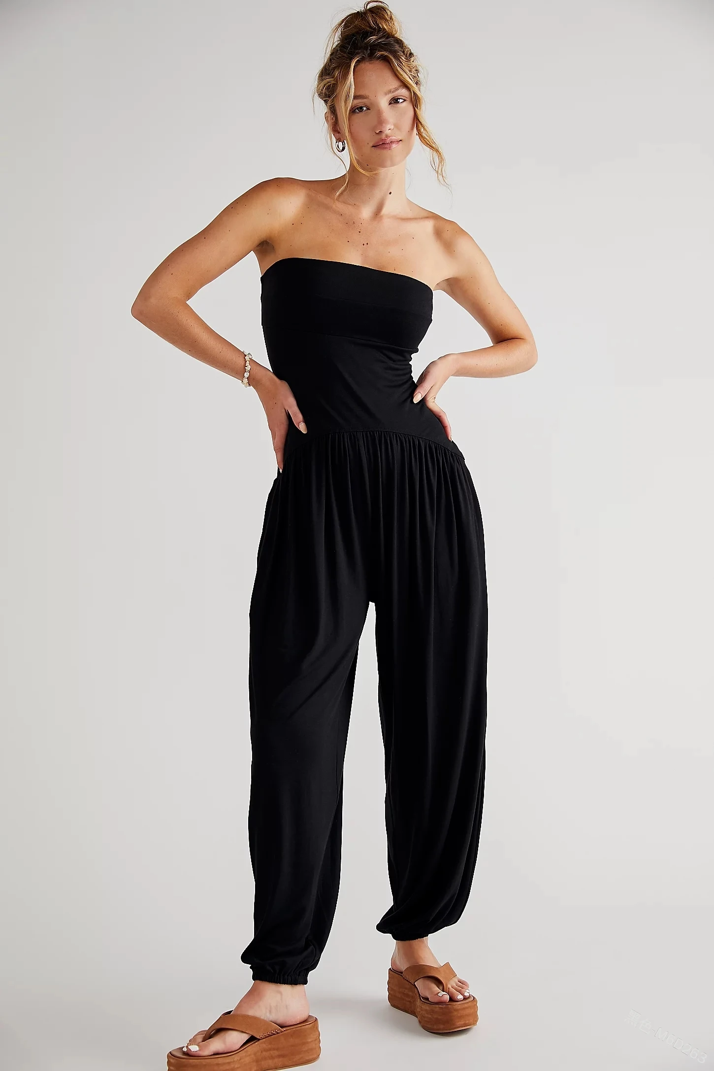 Loose Casual Jumpsuits Backless Womens Off Shoulder Chest Wrapped Long Jumpsuits Summer Long Pants Baggy Rompers With Pockets
Loose Casual Jumpsuits Backless Womens Off Shoulder Chest Wrapped Long Jumpsuits Summer Long Pants Baggy Rompers With Pockets