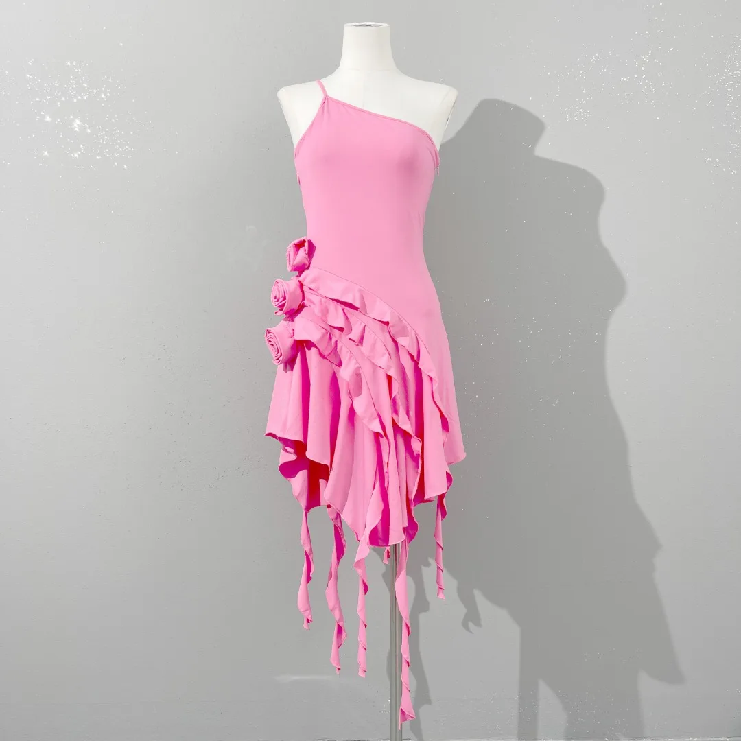 Handmade floral gathered pleated flutter belt halter dress casual fashion 2023 summer new 0409
Handmade floral gathered pleated flutter belt halter dress casual fashion 2023 summer new 0409