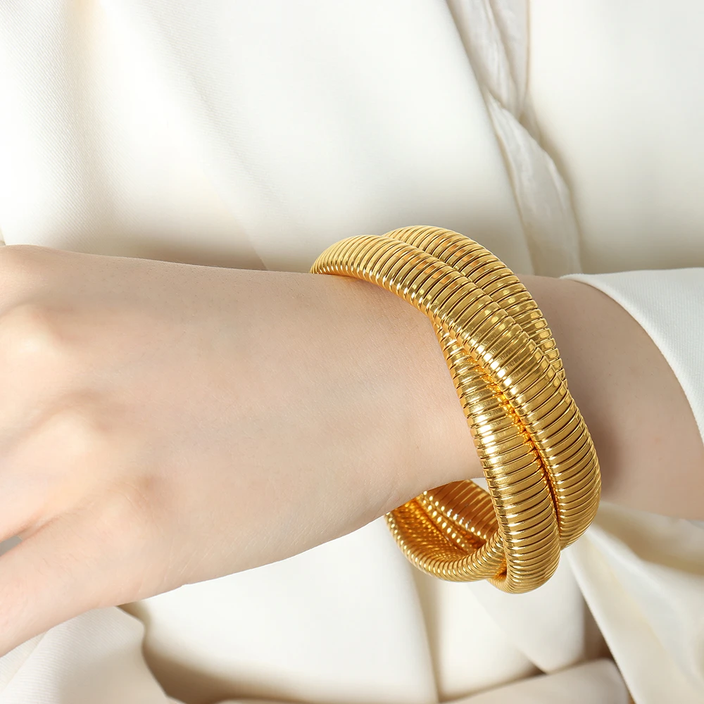 Fashion Stretch Bangles for Women Heavy Texture Stainless Steel Three Layer Weave Metallic Bracelet Unique Design Jewelry
Fashion Stretch Bangles for Women Heavy Texture Stainless Steel Three Layer Weave Metallic Bracelet Unique Design Jewelry