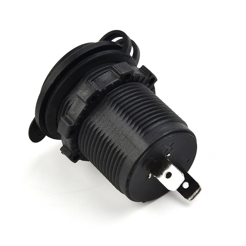 

Car Cigarette Lighter Socket 12V Waterproof USB Charger Power Adapter Outlet Can Be Used With Any 12 Volt Style Plug