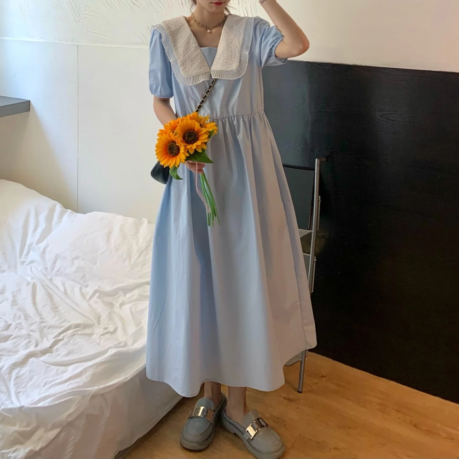 2024 New Style Summer New Korean Version with Belly Covering and Thin Fat Sister Fried Street Super Fairy Doll Neck Dress D205
2024 New Style Summer New Korean Version with Belly Covering and Thin Fat Sister Fried Street Super Fairy Doll Neck Dress D205