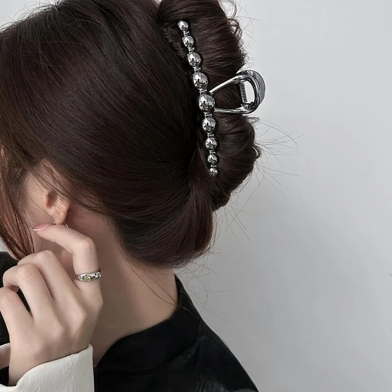 Women Exquisite Steel Ball Design Hair Claws Ladies Fashion Washing Face Hair Clips Hairpins Girls Senior Metal Hair Accessories
Women Exquisite Steel Ball Design Hair Claws Ladies Fashion Washing Face Hair Clips Hairpins Girls Senior Metal Hair Accessories