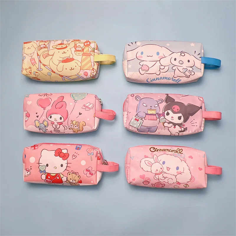 Пенал Sanrio из ПУ кожи для женщин, модный детский кошелек, водонепроницаемая сумка для карандашей, милые аниме канцелярские принадлежности, сумка-клатч
Пенал Sanrio из ПУ кожи для женщин, модный детский кошелек, водонепроницаемая сумка для карандашей, милые аниме канцелярские принадлежности, сумка-клатч