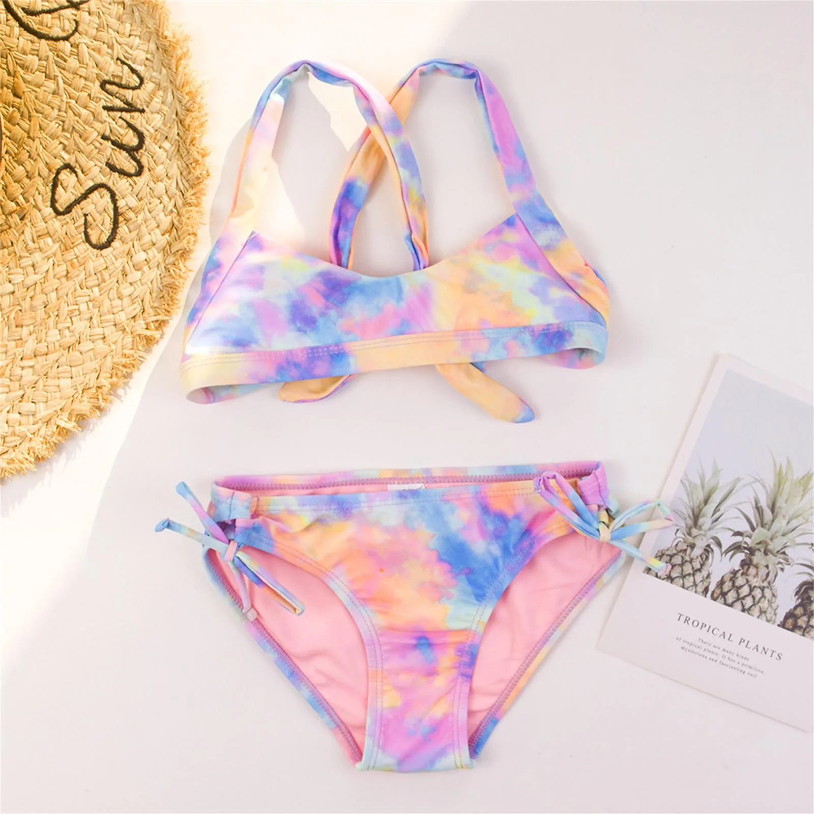2024 New Girls' Two Piece Swimsuit Swimsuit Strap Tie Dye Bikini Big Children New Gradient Color
2024 New Girls' Two Piece Swimsuit Swimsuit Strap Tie Dye Bikini Big Children New Gradient Color
