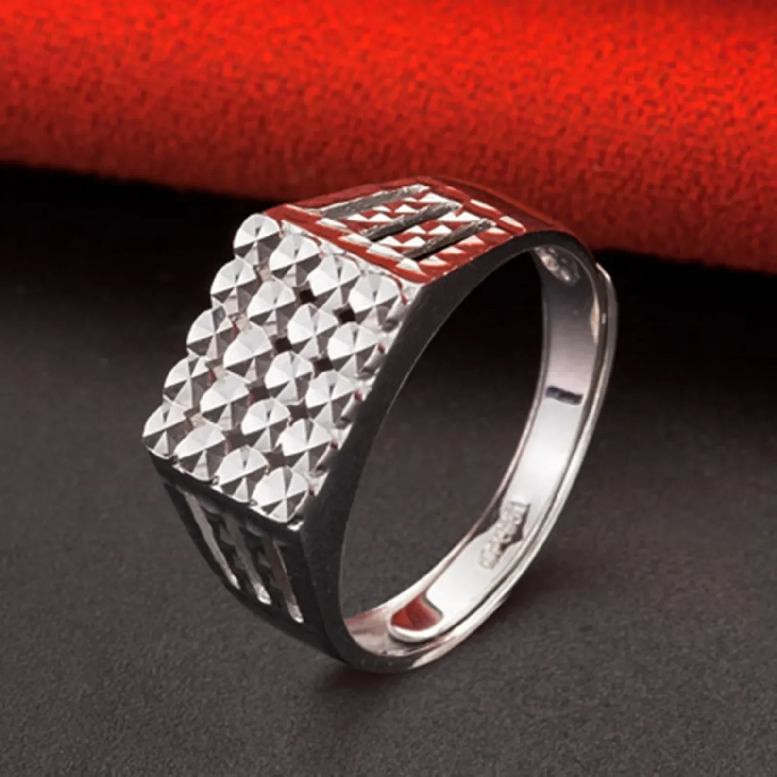 

1PCS Real PT950 Pure Platinum 950 Band Men Women Gift Lucky Carved Star Long Square Ring