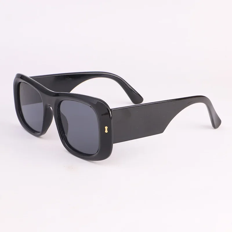 Trend Personality Sunglasses Solid Color Simple Large Frame Driving Trip Men and Women The Same Sunglasses
Trend Personality Sunglasses Solid Color Simple Large Frame Driving Trip Men and Women The Same Sunglasses