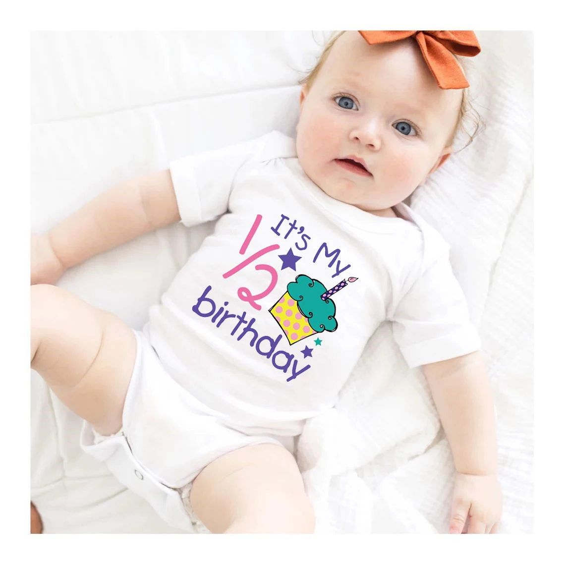 Детский комбинезон с коротким рукавом и принтом «торт на день рождения»
Детский комбинезон с коротким рукавом и принтом «торт на день рождения»