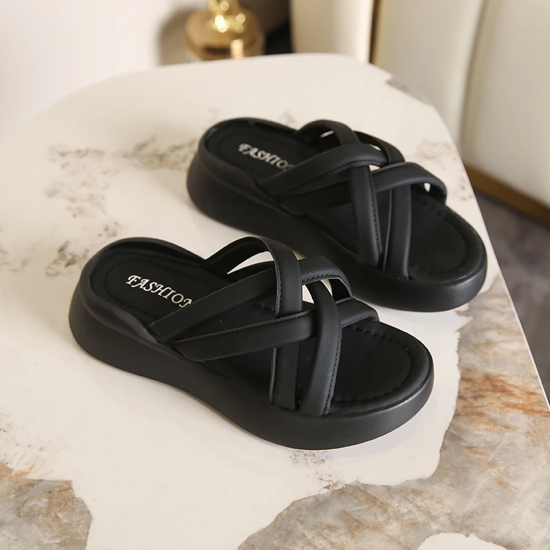 2024 New Comfortable Women's Slippers Luxury Flat Fashion Basic Women's Shoes Thick Sole Cross Strap Womens Shoes
2024 New Comfortable Women's Slippers Luxury Flat Fashion Basic Women's Shoes Thick Sole Cross Strap Womens Shoes