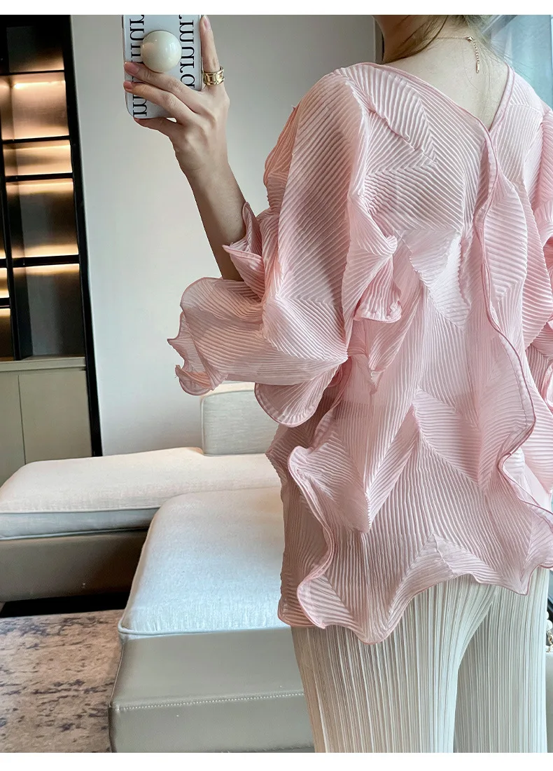 Miyake Pleated T-Shirt 2025 Summer Designer Model Sheer Loose T-Shirt French Elegant Peplum High End Pleated Top Tunic Clothing Miyake Pleated T-Shirt 2025 Summer Designer Model Sheer Loose T-Shirt French Elegant Peplum High End Pleated Top Tunic Clothing