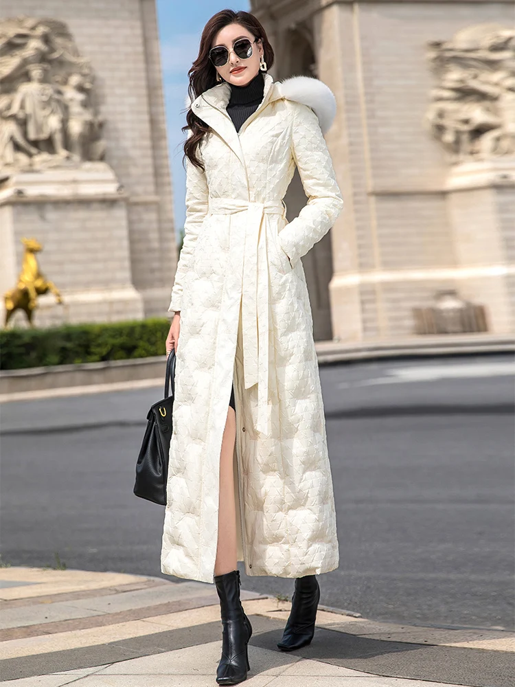Роскошный пуховик для женщин; Новинка 2024 года; Удлиненный длинный светильник выше колена из лисьего меха; Тонкий пуховик из 90% белого утиного пуха
Роскошный пуховик для женщин; Новинка 2024 года; Удлиненный длинный светильник выше колена из лисьего меха; Тонкий пуховик из 90% белого утиного пуха