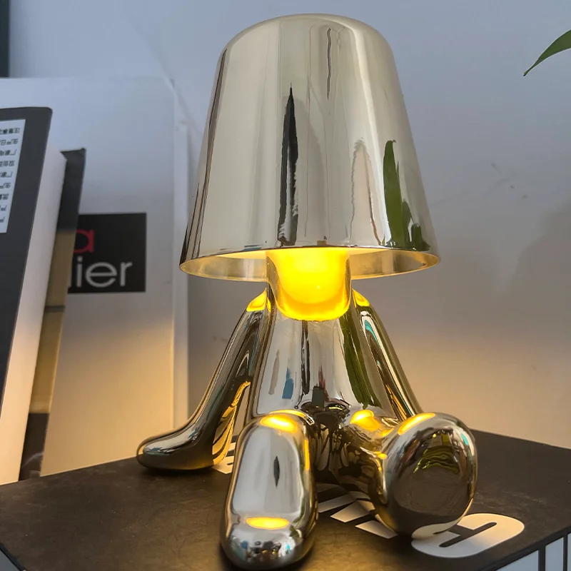 Bedroom Charging Thinker Table Lamp Nordic Creative Electroplated Resin Led Table Lamp Coffee Bar Home Decoration Night Lamp
Bedroom Charging Thinker Table Lamp Nordic Creative Electroplated Resin Led Table Lamp Coffee Bar Home Decoration Night Lamp