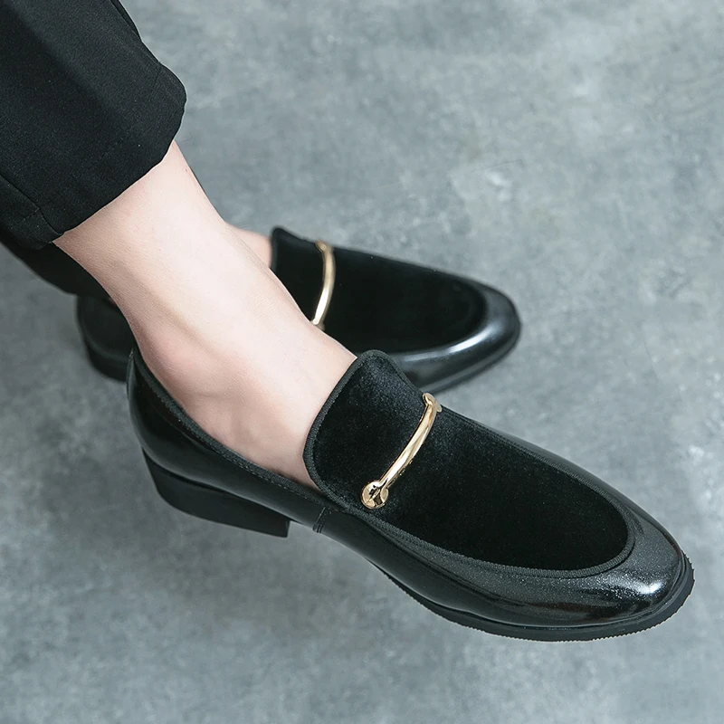 New Low-heeled Loafers Men Casual Slip on Shoes Suede Leather Shoes for Mens Driving Moccasins Man Fashion Young Casual Men Shoe
New Low-heeled Loafers Men Casual Slip on Shoes Suede Leather Shoes for Mens Driving Moccasins Man Fashion Young Casual Men Shoe