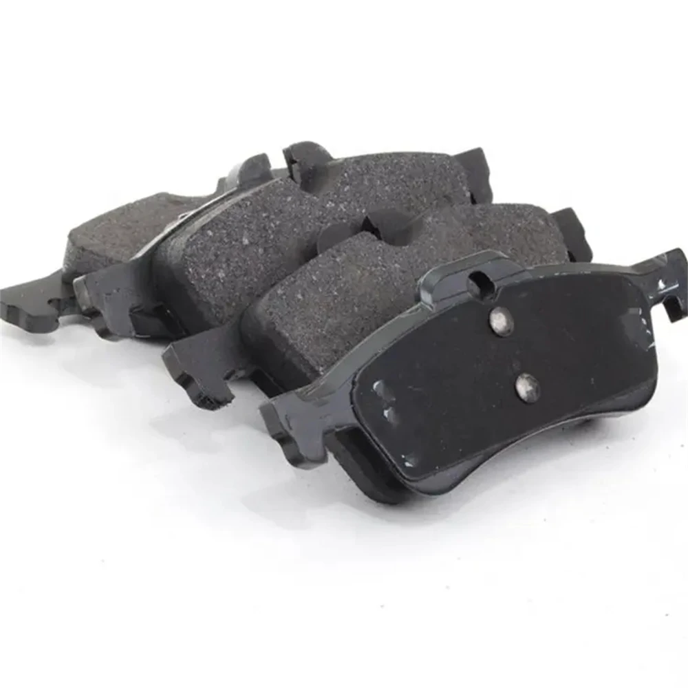 Top Quality Rear Brake Pad D940 D1060 34216762871 34211503077 34212166621 Mini R50 R53 R52
Top Quality Rear Brake Pad D940 D1060 34216762871 34211503077 34212166621 Mini R50 R53 R52