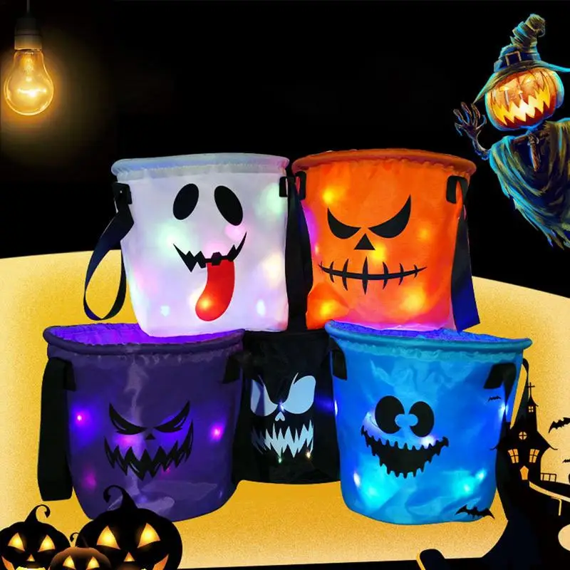 

Halloween Candy Bag LED Light-up Halloween Candy Tote Pumpkins Ghosts Trick or Treat Candy Pumpkin Party Favor Goodie Bags