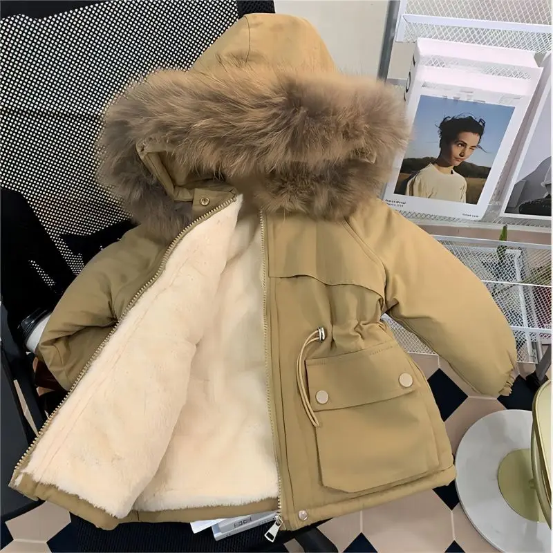 Girls' outerwear plush cotton jacket, winter clothing, girls' thickened style, overcoming the 2023 new children's cotton jacket
Girls' outerwear plush cotton jacket, winter clothing, girls' thickened style, overcoming the 2023 new children's cotton jacket