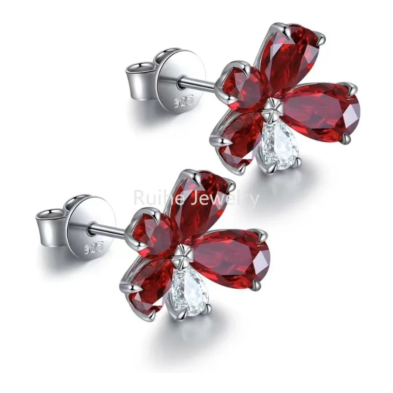

Ruihe New Fashion 925 Sterling Silver Lab Grown Ruby Flower Stud Earrings for Women Party Jeweley Personalizado Wedding Gift