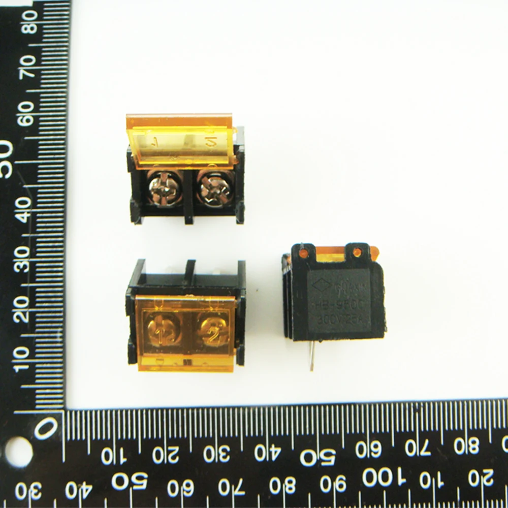50PCS HB9500-9.5-2P / HB9500 9.5mm 2Pin Barrier Terminal Block Pitch 9.5mm Terminal Block With Cover Free Shipping
50PCS HB9500-9.5-2P / HB9500 9.5mm 2Pin Barrier Terminal Block Pitch 9.5mm Terminal Block With Cover Free Shipping