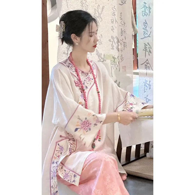 2023 Autumn Elegant Round Neck Floral Print Tang Suit Long Sleeve Top Pink Pants Women Casual Loose Clothing China Online Store
2023 Autumn Elegant Round Neck Floral Print Tang Suit Long Sleeve Top Pink Pants Women Casual Loose Clothing China Online Store