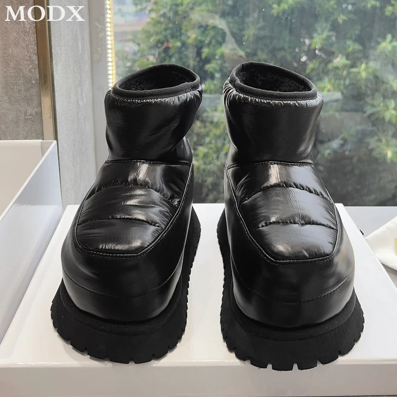 Thick Bottom Soft Bread Boots 2023 Winter Fashion Round Toe Plush Casual Snow Booties Women Slip-on Warm Height Increasing Shoes
Thick Bottom Soft Bread Boots 2023 Winter Fashion Round Toe Plush Casual Snow Booties Women Slip-on Warm Height Increasing Shoes
