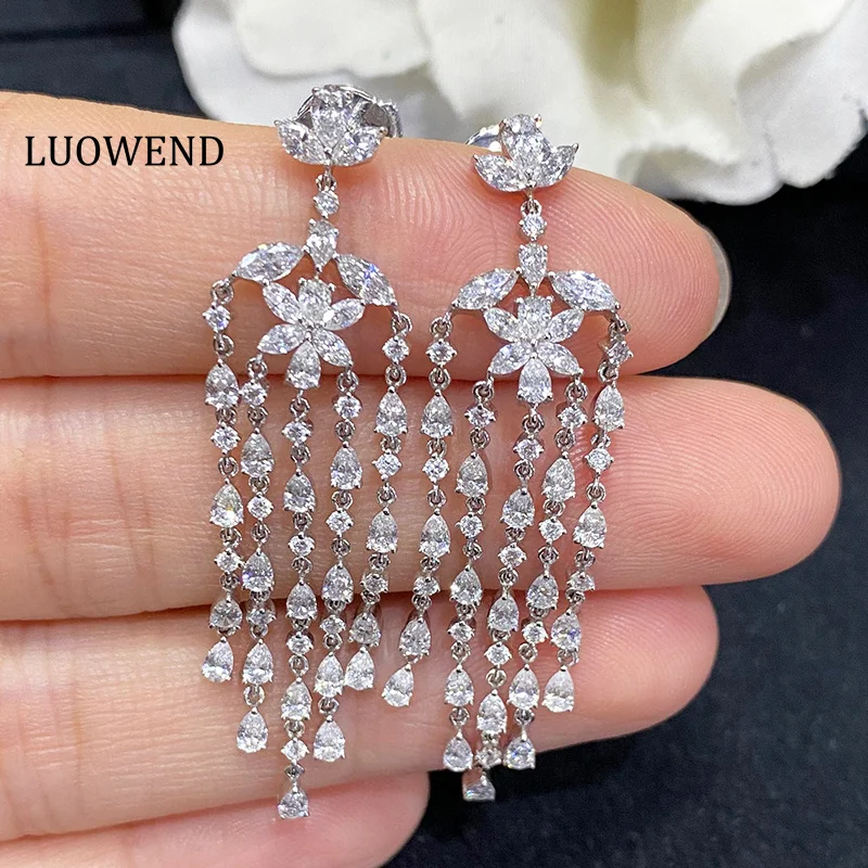 Серьги LUOWEND из белого золота 18 карат, романтические дизайнерские серьги-подвески с кисточками из натурального бриллианта для женщин, ювелирные изделия для помолвки
Серьги LUOWEND из белого золота 18 карат, романтические дизайнерские серьги-подвески с кисточками из натурального бриллианта для женщин, ювелирные изделия для помолвки