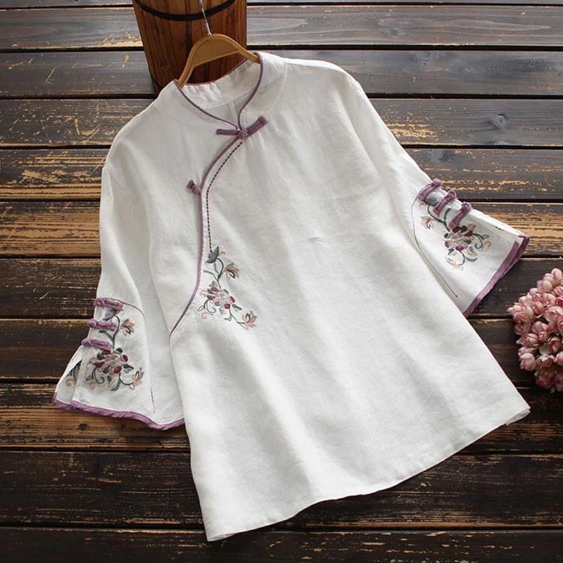 Весенняя винтажная вышивка Hanfu, кружевная Лоскутная рубашка из хлопка и льна, женский свободный топ в китайском стиле с пряжкой, Женская Повседневная Блузка
Весенняя винтажная вышивка Hanfu, кружевная Лоскутная рубашка из хлопка и льна, женский свободный топ в китайском стиле с пряжкой, Женская Повседневная Блузка