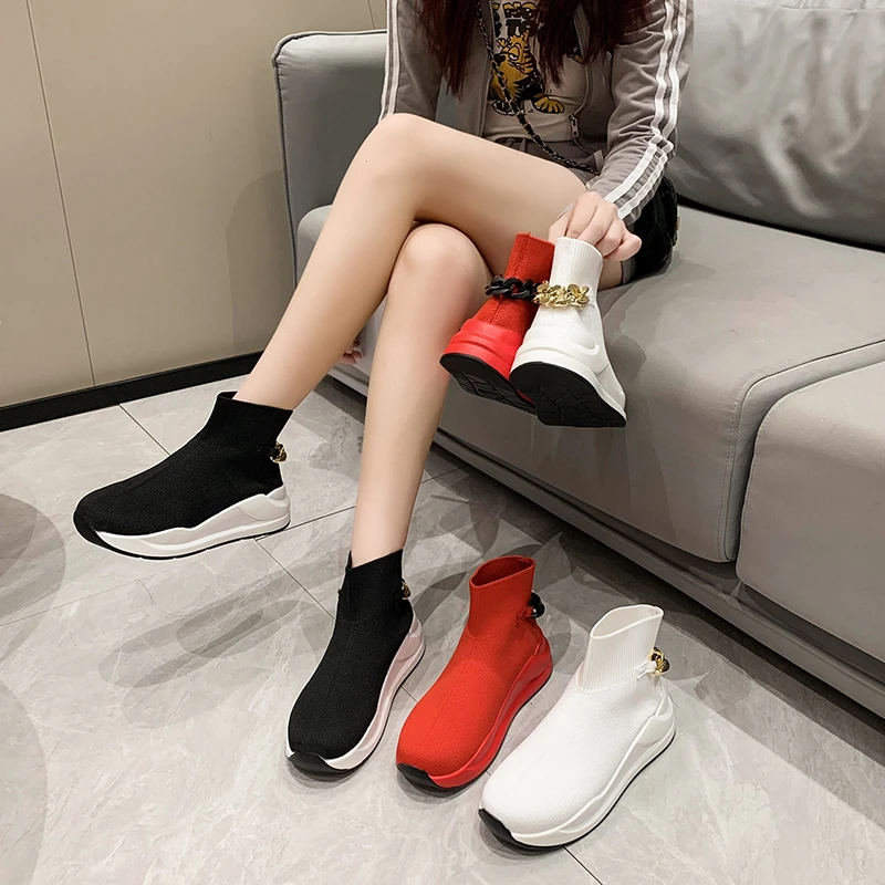 Fashion Chain Decoration Socks Shoes Women's Autumn New Student Fly-woven Mesh Breathable High-top Sneakers Knitted Casual Shoes
Fashion Chain Decoration Socks Shoes Women's Autumn New Student Fly-woven Mesh Breathable High-top Sneakers Knitted Casual Shoes