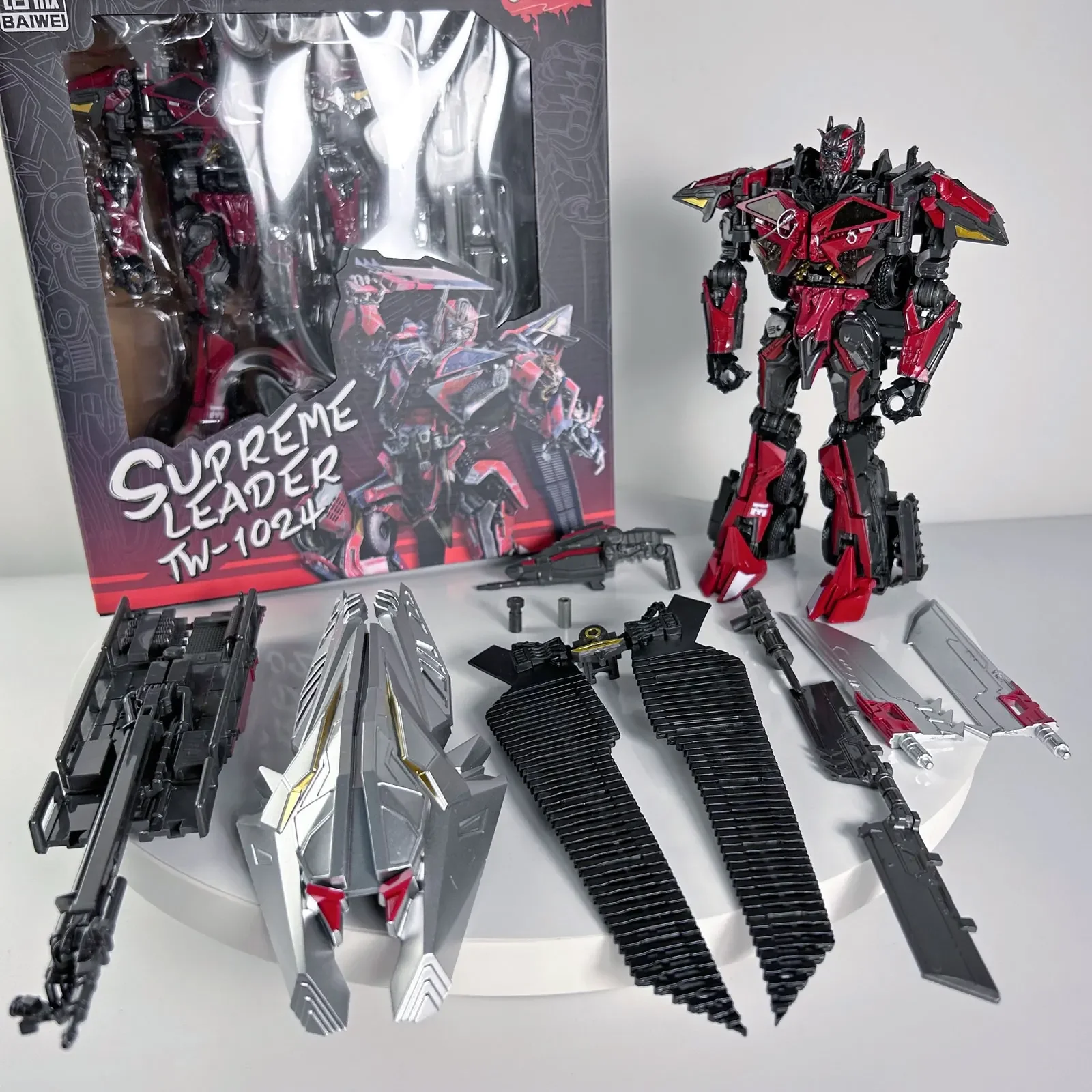 Трансформер BAIWEI TW1024 игрушки Sentinel Prime SS61 пожарный двигатель грузовик Autobot модель из сплава экшн-фигурка деформирующий робот подарок
Трансформер BAIWEI TW1024 игрушки Sentinel Prime SS61 пожарный двигатель грузовик Autobot модель из сплава экшн-фигурка деформирующий робот подарок