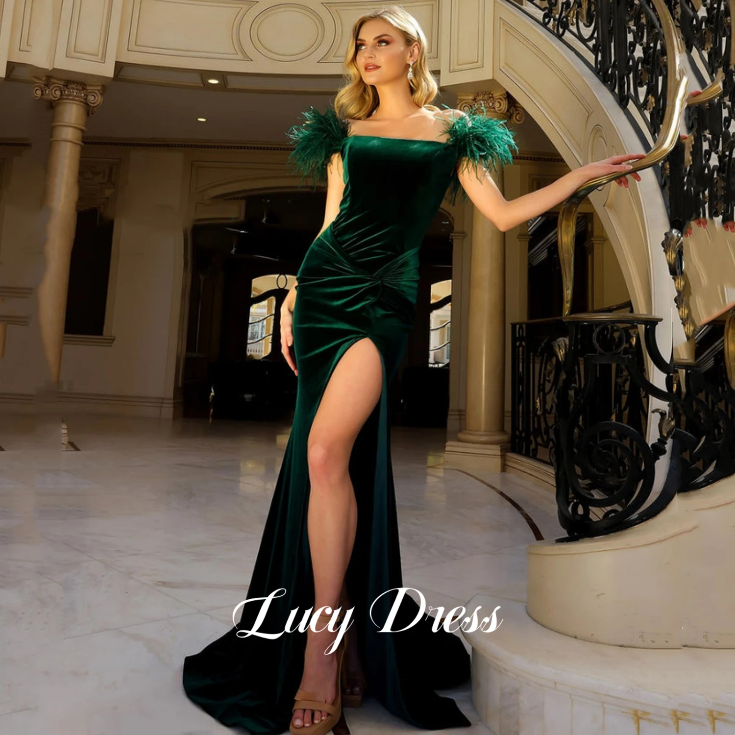 

Lucy Mermaid Green Grace Feather Decoration Evening Dress Velvet Elegant Gowns Prom Women Graduation Dresses Women's Cocktail