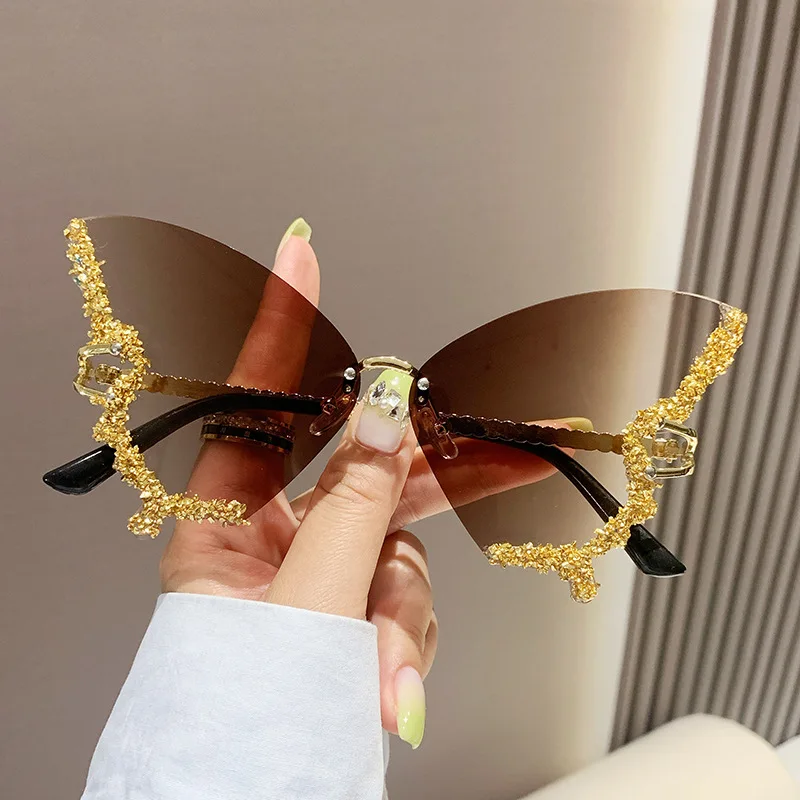 Luxury Diamond Butterfly Sunglasses Women Brand y2k Vintage Rimless Oversized Sun Glasses Ladies Eyewear
Luxury Diamond Butterfly Sunglasses Women Brand y2k Vintage Rimless Oversized Sun Glasses Ladies Eyewear
