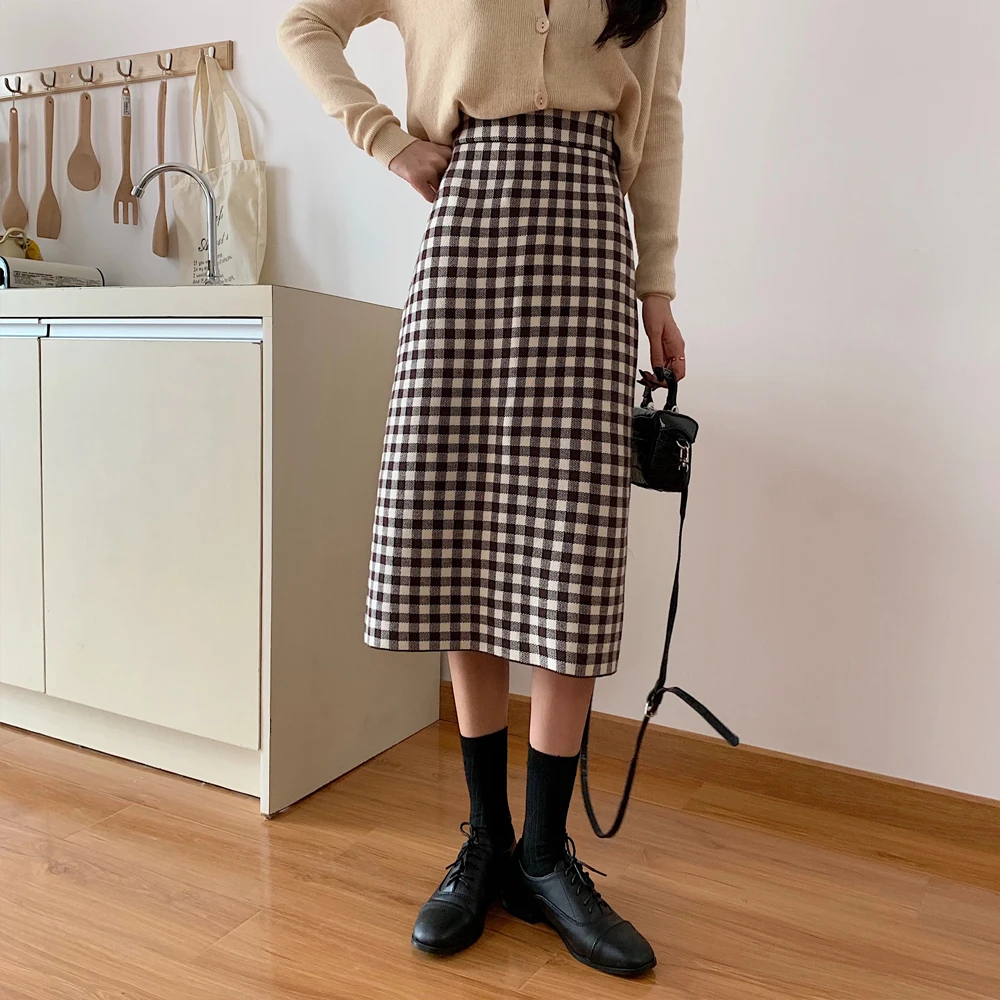 Korean Plaid Long Straight Skirt Vintage Harajuku Split Zipper Spring Autumn Pencil Skirt Zipper Elegant Midi Length Slim M710 
Korean Plaid Long Straight Skirt Vintage Harajuku Split Zipper Spring Autumn Pencil Skirt Zipper Elegant Midi Length Slim M710