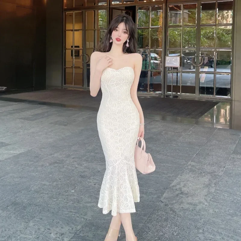 French Retro White Lace Mermaid Dress Sexy Slash Neck Strapless Evening Party Dress Sleeveless Off Shoulder Fishtail Fit Dress
French Retro White Lace Mermaid Dress Sexy Slash Neck Strapless Evening Party Dress Sleeveless Off Shoulder Fishtail Fit Dress