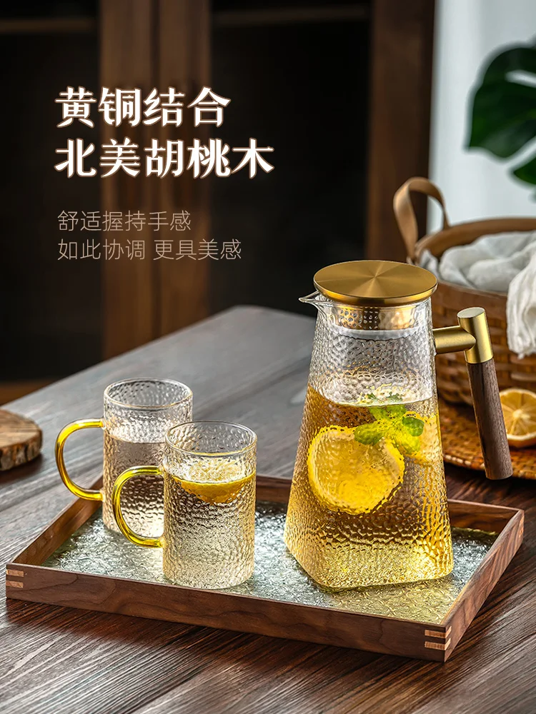 High-value Cold Kettle Glass High Temperature Cold Brewing Pot Water Container Fruit Tea Pot Water Bottle Household
High-value Cold Kettle Glass High Temperature Cold Brewing Pot Water Container Fruit Tea Pot Water Bottle Household