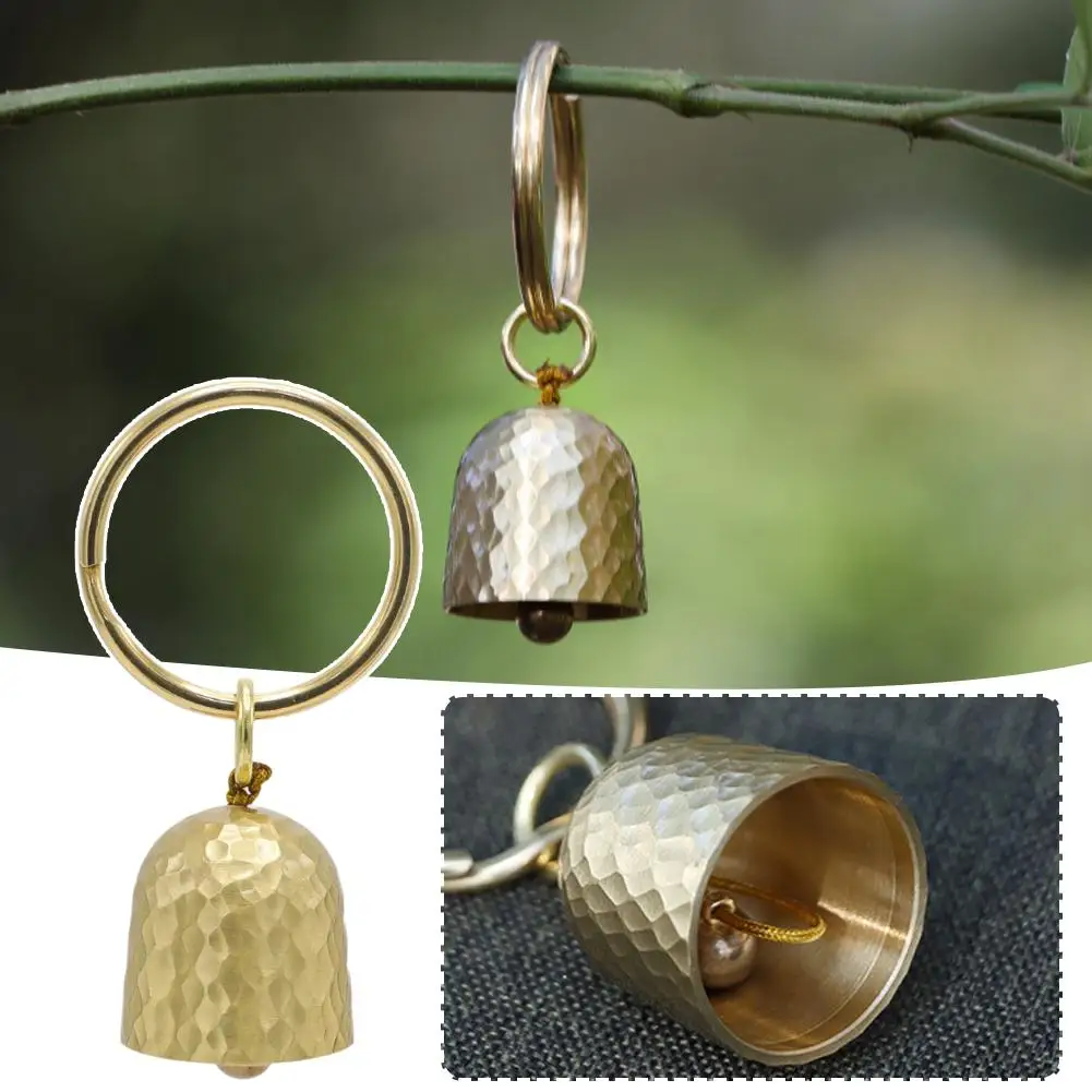 Brass Key Chain Bell Outdoor Brass Wind Chime Exquisite Bell Pendants Hanging Keyring Decoration For Camping Hiking G5H0
Brass Key Chain Bell Outdoor Brass Wind Chime Exquisite Bell Pendants Hanging Keyring Decoration For Camping Hiking G5H0