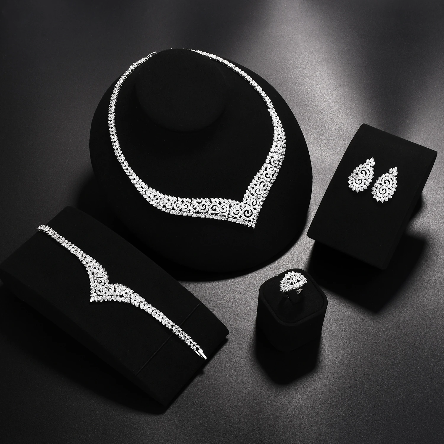 popular bride jewelry set gifts fashion accessories for the women's holiday added 4 kinds of wedding joy
popular bride jewelry set gifts fashion accessories for the women's holiday added 4 kinds of wedding joy