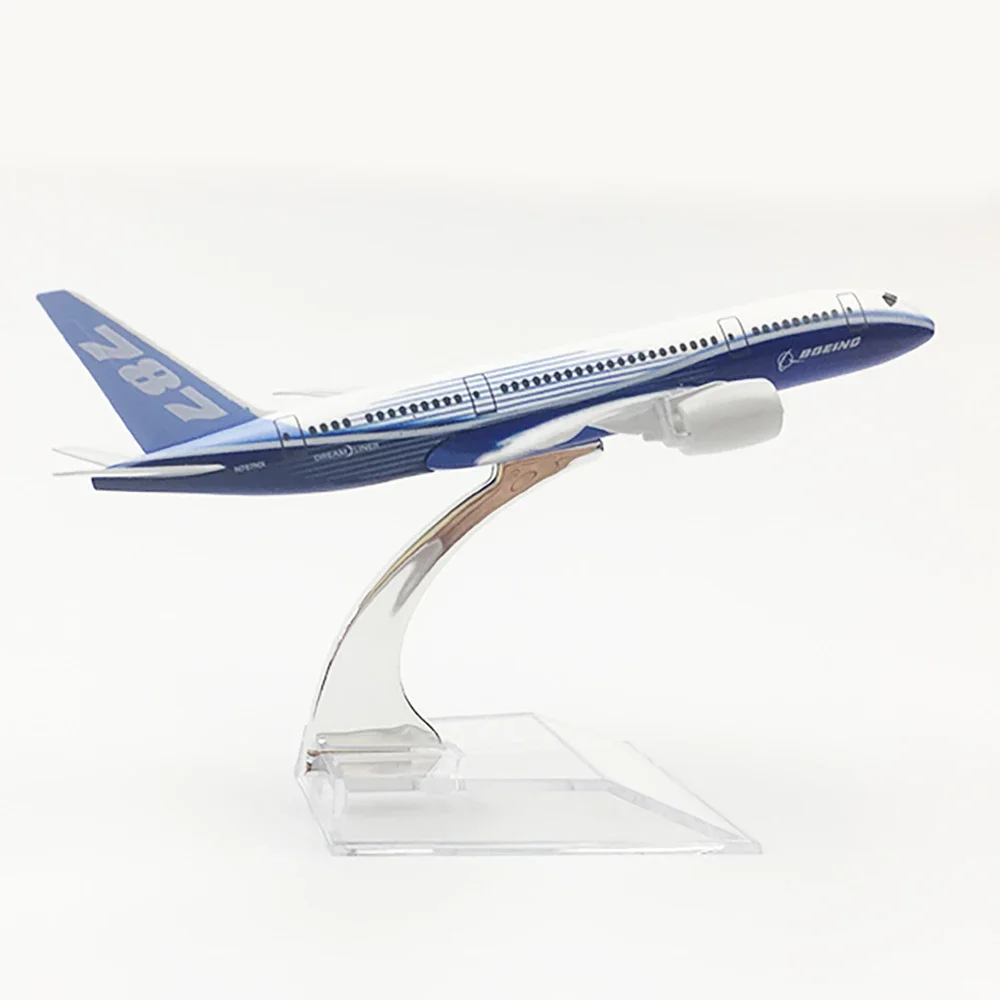 Самолёт из сплава в масштабе 1/400, самолёт Боинг 787, модель самолета 14 см, модель B787, игрушки, украшение, коллекция подарков для детей
Самолёт из сплава в масштабе 1/400, самолёт Боинг 787, модель самолета 14 см, модель B787, игрушки, украшение, коллекция подарков для детей