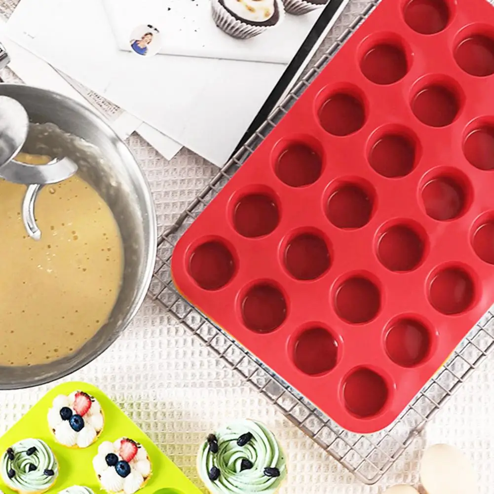 

Cake Molds Freezer Cake Pans Versatile Non-stick Silicone Muffin Pan Bpa Free 24 Cupcake Tray for Easy Release for Baking