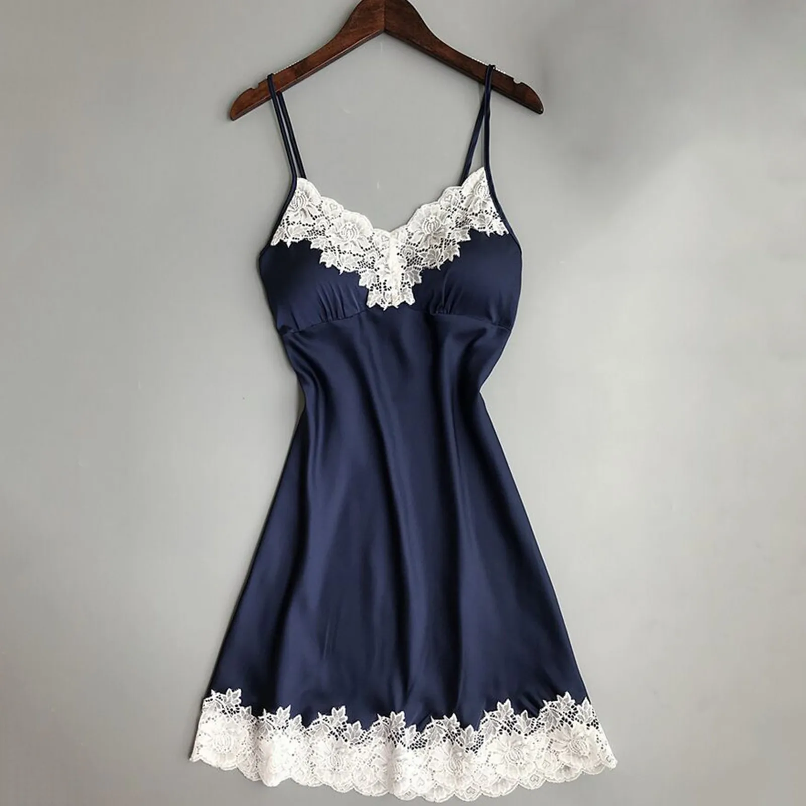 Chemise de nuit à bretelles en dentelle pour femmes, lingerie sexy, patchwork, bretelles spaghetti, coussin de poitrine, vêtements de nuit pour dames, été 3