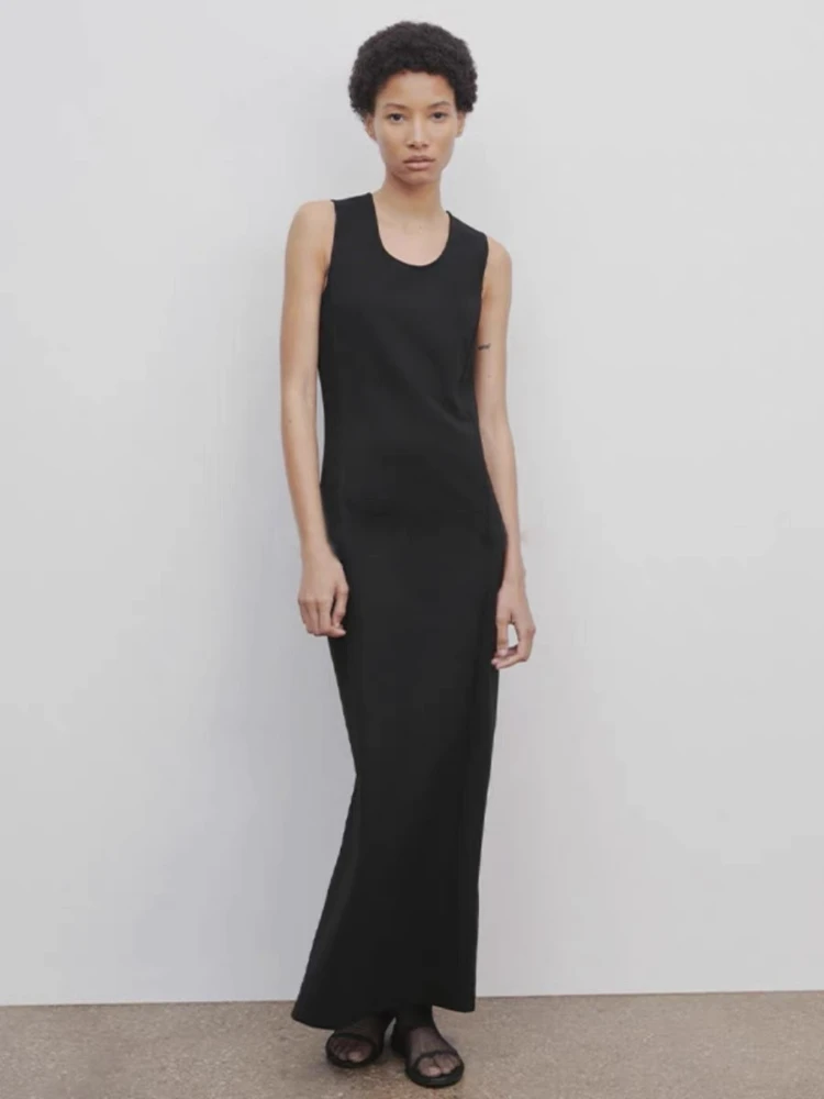 Th*R0* 2023 Women's New Spring and Summer Sleeveless Temperament Casual Black Thin Waist Long Straight Small U-neck Dresses
Th*R0* 2023 Women's New Spring and Summer Sleeveless Temperament Casual Black Thin Waist Long Straight Small U-neck Dresses