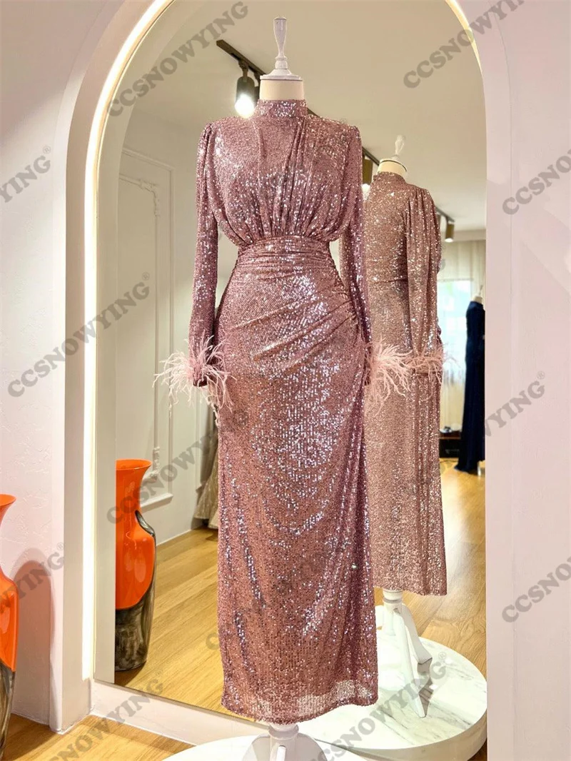 Sparkly Feather On Cuff Muslim Evening Dresses Long Sleeve Islamic Formal Party Gowns High Neck Women Arabic Robes De Soirée
Sparkly Feather On Cuff Muslim Evening Dresses Long Sleeve Islamic Formal Party Gowns High Neck Women Arabic Robes De Soirée