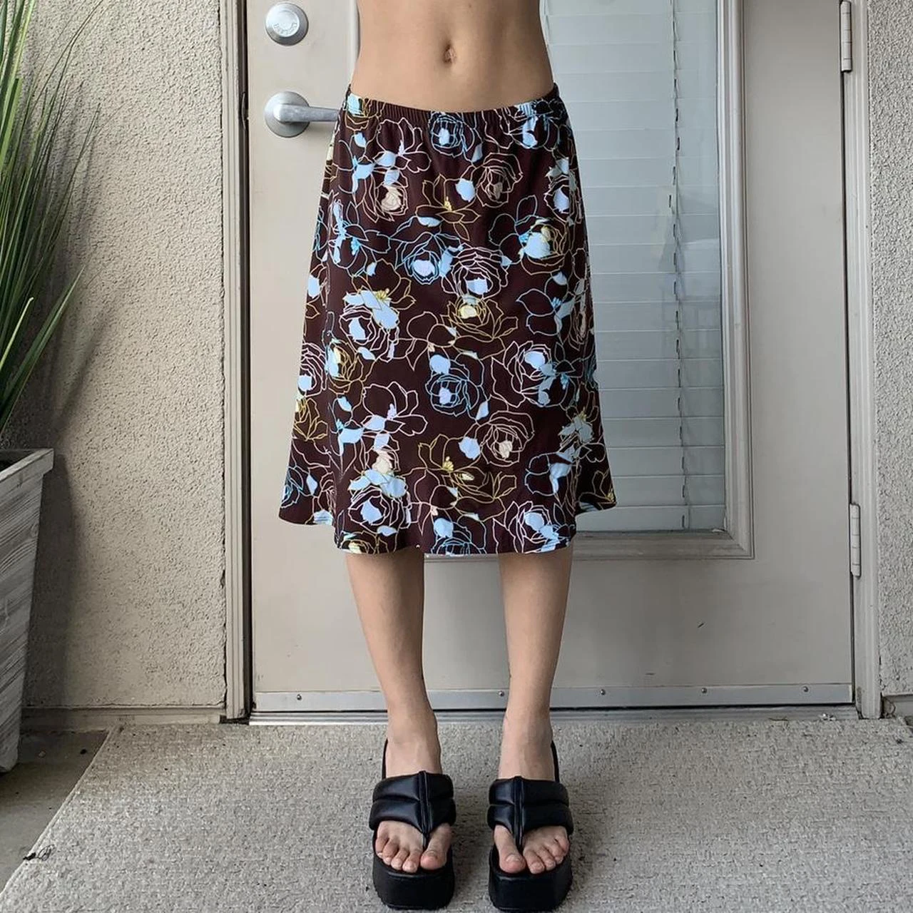 Gaono Women A-line Midi Skirts Vintage Floral Print Elastic Waist Knee Length Skirts Summer Long Skirts Y2K 90s Retro Streetwear
Gaono Women A-line Midi Skirts Vintage Floral Print Elastic Waist Knee Length Skirts Summer Long Skirts Y2K 90s Retro Streetwear