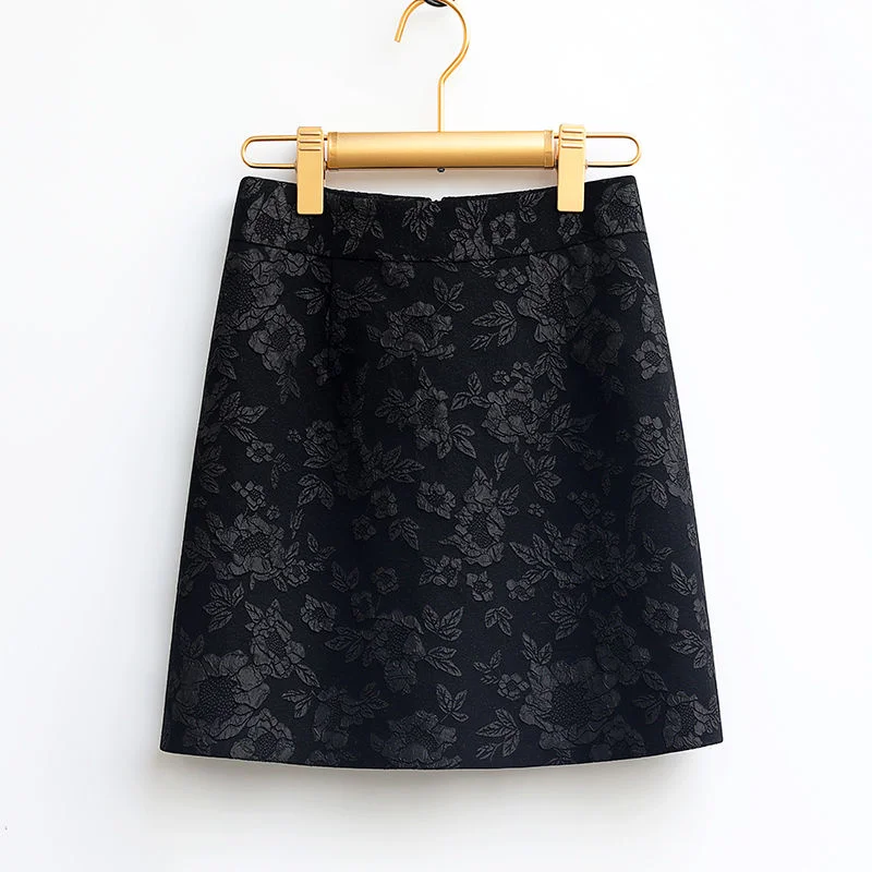Spring Autumn Summer High Waist Fashion A- Line Black Mini Skirt Women 2023 New Jacquard Floral One-Step Mini Skirt Women
Spring Autumn Summer High Waist Fashion A- Line Black Mini Skirt Women 2023 New Jacquard Floral One-Step Mini Skirt Women