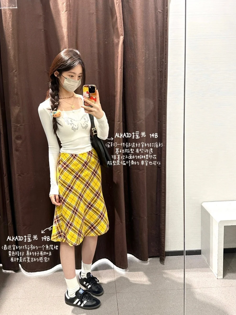 Vintage Style Knitted Midi Skirt For Women Versatile High Waist A Line Skirt For Autumn And Winter New Arrival 2023
Vintage Style Knitted Midi Skirt For Women Versatile High Waist A Line Skirt For Autumn And Winter New Arrival 2023