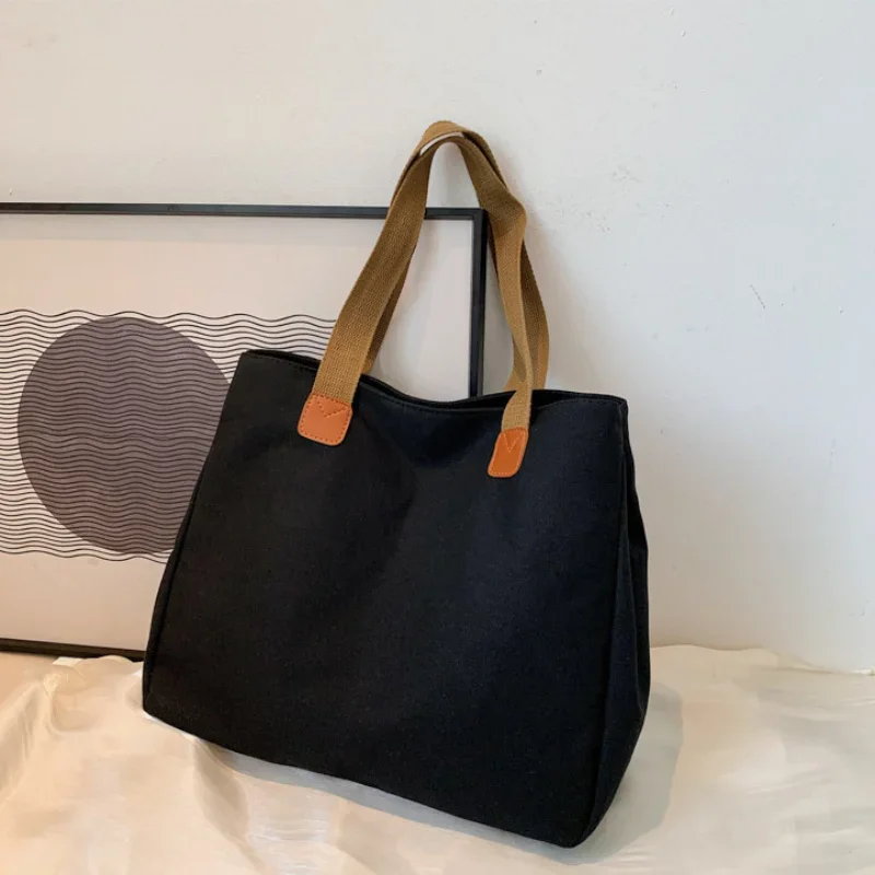 Women's Fashion Solid Colors Large Capacity Casual Shopping Tote Bags Trend College Student Book One Shoulder Handbags for Women
Women's Fashion Solid Colors Large Capacity Casual Shopping Tote Bags Trend College Student Book One Shoulder Handbags for Women