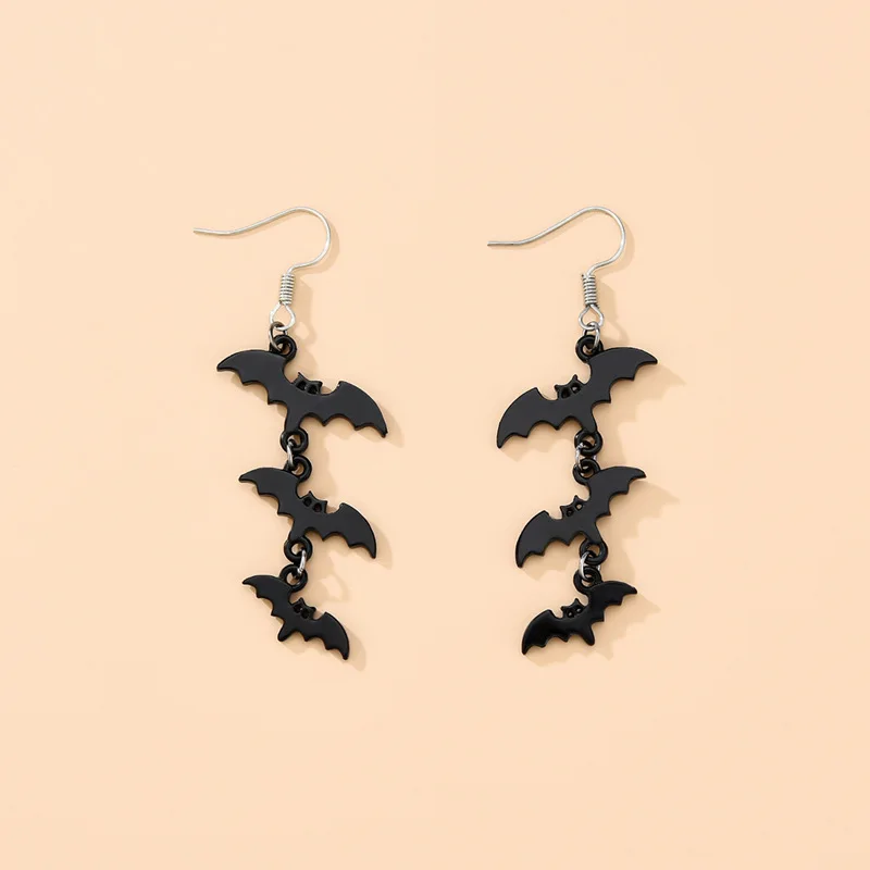 Halloween Black Bat Earrings Vampire Dangle Earrings Gothic Exaggerated Long Dangle Bat Earrings Scary Costumes Jewelry
Halloween Black Bat Earrings Vampire Dangle Earrings Gothic Exaggerated Long Dangle Bat Earrings Scary Costumes Jewelry