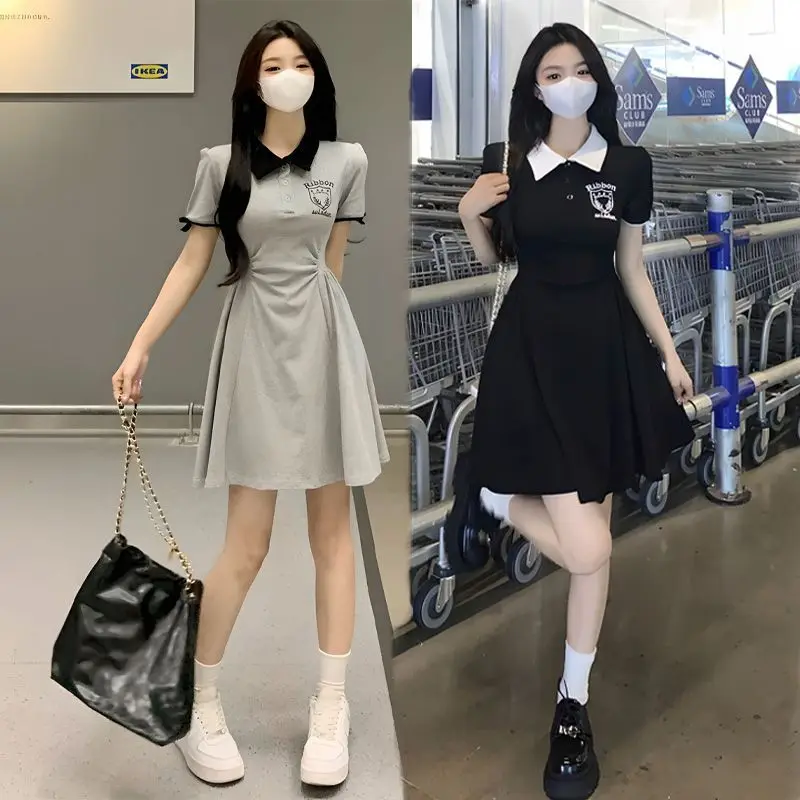 

Hot Girls College Style POLO Collar Short Sleeve Short Skirt Tight Waist Slimming Black dress Niche Design A- Line Skirt