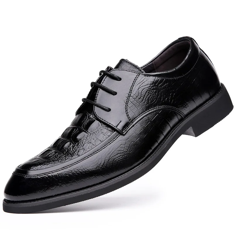 2023 spring shoes men's leather shoes men pointed breathable business dress shoes 
2023 spring shoes men's leather shoes men pointed breathable business dress shoes