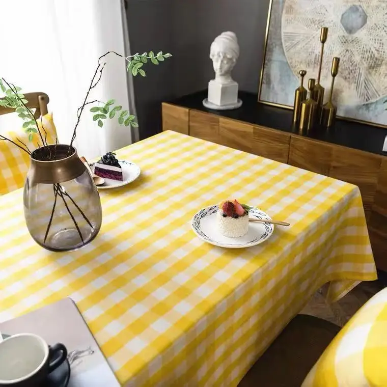 Disposable tablecloth plastic thickened tablecloth Hotel restaurant household table table rectangular printed picnic cloth
Disposable tablecloth plastic thickened tablecloth Hotel restaurant household table table rectangular printed picnic cloth