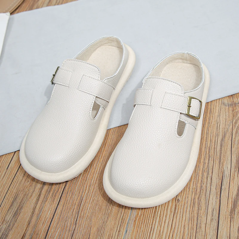 2023 New Fashion Round Head Buckle Decoration Solid Color Lightweight Half Slippers Women Comfortable Versatile Women's Shoes
2023 New Fashion Round Head Buckle Decoration Solid Color Lightweight Half Slippers Women Comfortable Versatile Women's Shoes