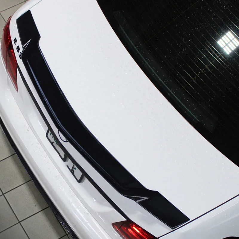For Mercedes-Benz E-Class W212 four-door sedan R style FRP/ real carbon fiber spoiler rear trunk wing lip car styling 2008-2015
For Mercedes-Benz E-Class W212 four-door sedan R style FRP/ real carbon fiber spoiler rear trunk wing lip car styling 2008-2015